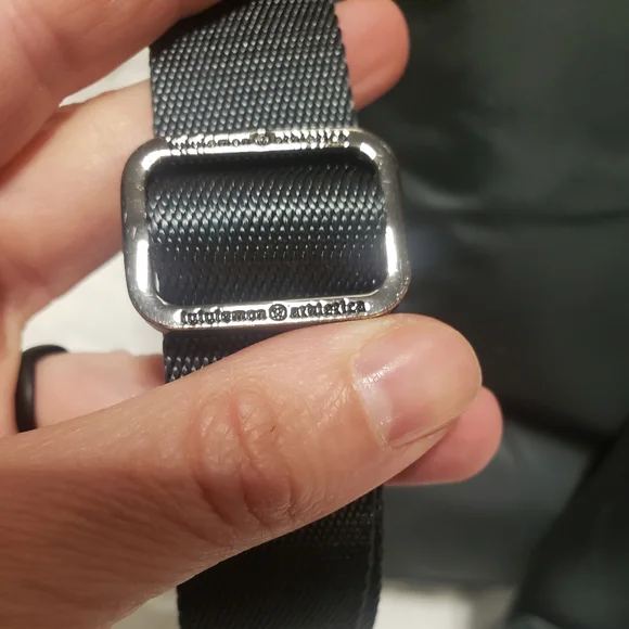 Lululemon Go Lightly Bag 12L - Picture 14 of 16